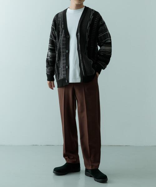 ITEMS URBANRESEARCH（アイテムズ アーバンリサーチ）の「マルチジャカード ニットカーディガン（カーディガン/ボレロ・メンズ・ブラウン/ブラック・MEDIUM/LARGE）」の7枚目の写真