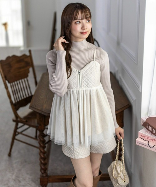 clear（クリア）の「チュールドッキングキルティングビスチェ[セットアップ可能 コーデのワンポイントに]≪2024AW新作≫（ベスト・レディース・グリーン/ブラック/グレイッシュベージュ/アイボリー・F）」の22枚目の写真