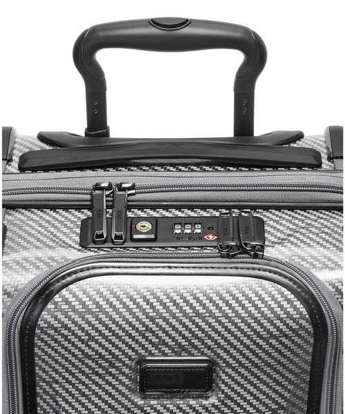 TUMI(トゥミ)の「TEGRA LITE インターナショナル・フロント・ポケット・エクスパンダブル・キャリーオン スーツケース(機内持ち込みサイズ) 1泊~3泊程度(スーツケース/キャリーバッグ・メンズ・シルバー系その他・FREE)」の7枚目の写真