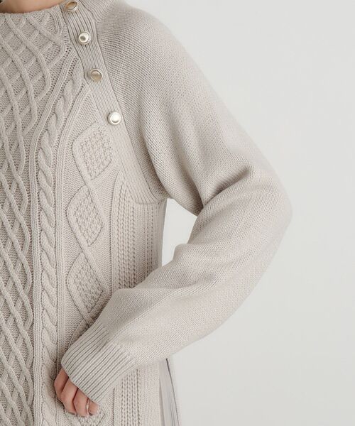 grove（グローブ）の「◆ケーブルサイドプリーツニットワンピース（ワンピース・レディース・チャコールグレー/ナチュラル/ネイビー/ボルドー・02/03/01/04/05）」の15枚目の写真