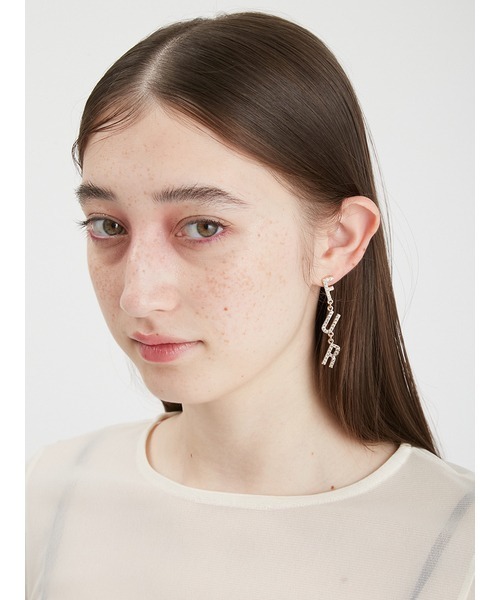 FURFUR（ファーファー）の「スウィングロゴピアス（ピアス（両耳用）・レディース・シルバー/ゴールド・FREE）」の7枚目の写真