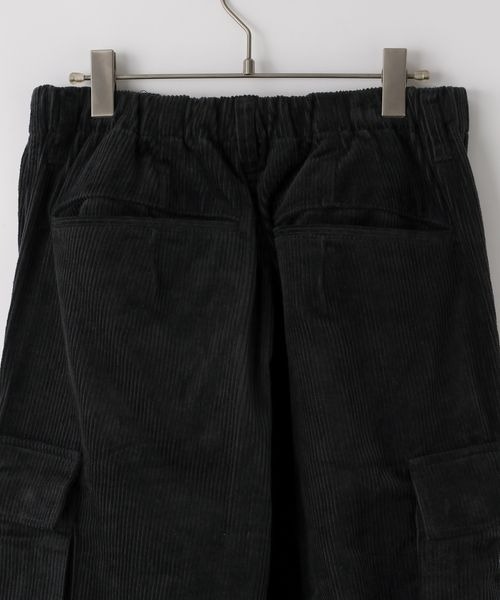 LOWRYS FARM（ローリーズファーム）の「コーデュロイカーゴパンツ 150012（カーゴパンツ・レディース・ブラウン/チャコールグレー・MEDIUM/LARGE）」の7枚目の写真