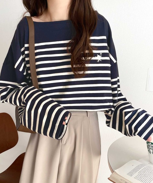 classicalelf(クラシカルエルフ)の「快適な着心地と洗練されたデザインが魅力。ボートネックオーガニックコットン100%パネルボーダーTシャツ(長袖)(Tシャツ/カットソー・レディース・ベージュ系その他/ブルー系その他/ホワイト×ネイビー/ネイビー×ホワイト/ホワイト×ブラック・LARGE/MEDIUM/X-LARGE)」の17枚目の写真