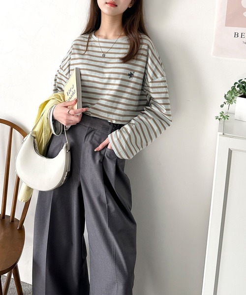 classicalelf(クラシカルエルフ)の「快適な着心地と洗練されたデザインが魅力。ボートネックオーガニックコットン100%パネルボーダーTシャツ(長袖)(Tシャツ/カットソー・レディース・ベージュ系その他/ブルー系その他/ホワイト×ネイビー/ネイビー×ホワイト/ホワイト×ブラック・LARGE/MEDIUM/X-LARGE)」の8枚目の写真