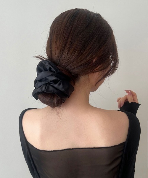 セール】サテン ボリューム フリル シュシュ（シュシュ