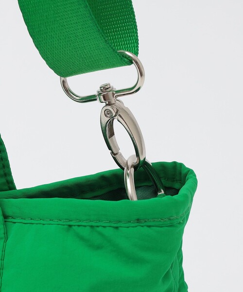 SHIPS（シップス）の「【WEB限定】SHIPS: 中綿 ミニ トート ショルダー バッグ（ショルダーバッグ・メンズ・ブルー/ブラック/グリーン・ONE SIZE）」の18枚目の写真