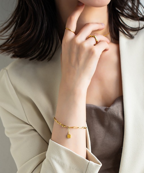 kirakiraShop(キラキラショップ)の「ウェーブデザイン リング(リング・レディース・ゴールド・6号/7号/8号/#1/#2/#3)」の14枚目の写真
