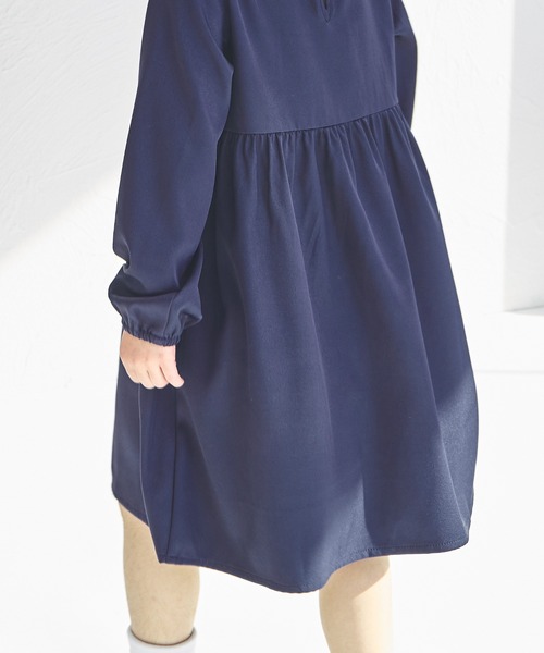 pairmanon(ペアマノン)の「スカラップ襟付き オケージョンワンピース(ワンピース・キッズ・ネイビー/ピンク系その他/チャコールグレー・90/130/140/110/120/150/100)」の8枚目の写真