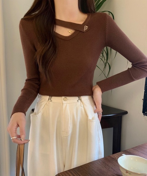 Lace Ladies(レースレディース)の「ハート モチーフ付き Vネック リブ ニット プルオーバー(ニット/セーター・レディース・ホワイト/グレー/ブラック/ブラウン・FREE)」の10枚目の写真