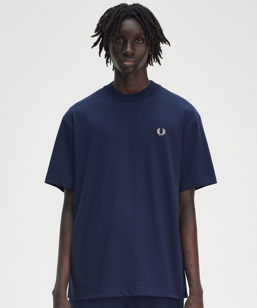 FRED PERRY ロゴ刺繍 チャンピオン Tシャツ メンズ ブルー Embroidered T-Shirt／刺繍Tシャツ（Tシャツ/カットソー）｜FRED