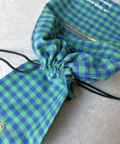 CPCM（シーピーシーエム）の「フラップ付きナップサック（バックパック/リュック・レディース・ブラック/グリーン系その他/シルバー/アイボリー・FREE）」の10枚目の写真