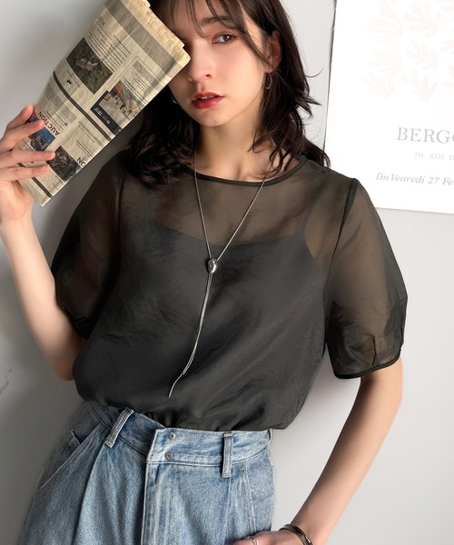 classicalelf（クラシカルエルフ）の「キャミソール付き！ドッキングシアートップス（半袖）（Tシャツ/カットソー・レディース・ベージュ/チャコール/グレイッシュベージュ/アイボリー/カーキ・LARGE/MEDIUM/SMALL/X-LARGE）」の17枚目の写真