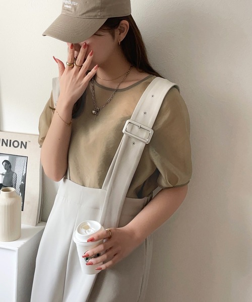 classicalelf（クラシカルエルフ）の「キャミソール付き！ドッキングシアートップス（半袖）（Tシャツ/カットソー・レディース・ベージュ/チャコール/グレイッシュベージュ/アイボリー/カーキ・LARGE/MEDIUM/SMALL/X-LARGE）」の11枚目の写真