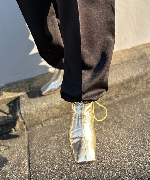 mi via loca（ミヴィアロカ）の「【2WAY！】センターシーム 切り替え ストレッチ イージーパンツ（その他パンツ・レディース・レッド/ベージュ/ライム/ブラック・FREE）」の11枚目の写真