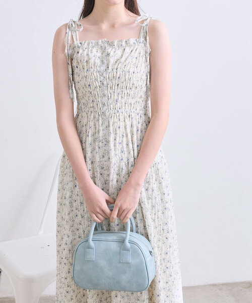 OLIVE des OLIVE（オリーブデオリーブ）の「前あきシャーリングキャミワンピ（ワンピース・レディース・アイボリー/サックスブルー/ブラック/オフホワイト・FREE）」の11枚目の写真