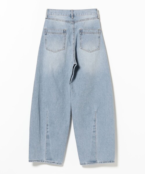 Ray BEAMS（レイビームス）の「デニム バレル パンツ（デニムパンツ・レディース・ブラック/ライトブルー・1/0）」の7枚目の写真