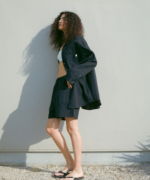 新品 ETRE TOKYO 25SS ダブルガーゼオーバーサイズシャツ ネイビー ETRE TOKYO（エトレトウキョウ）の「ダブルガーゼオーバーサイズ