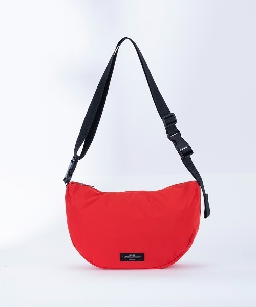 TIMELESS COMFORT（タイムレスコンフォート）の「SOLEIL(ソレイユ)ウィークエンドショルダー（ショルダーバッグ・レディース・グレイッシュベージュ/ライム/グレー/ピンク/オレンジ/ライトブルー/ブラック/レッド/マスタード/コバルトブルー・ONE SIZE）」の10枚目の写真