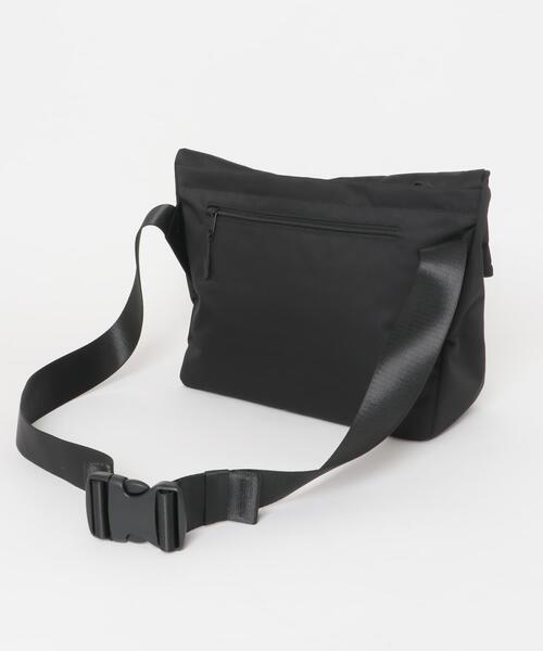 RODE SKO（ロデスコ）の「撥水フィドロックショルダーバッグ（ショルダーバッグ・メンズ・ブラック/カーキ・ONE）」の8枚目の写真