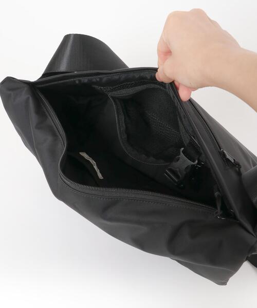 RODE SKO（ロデスコ）の「撥水フィドロックショルダーバッグ（ショルダーバッグ・メンズ・ブラック/カーキ・ONE）」の10枚目の写真