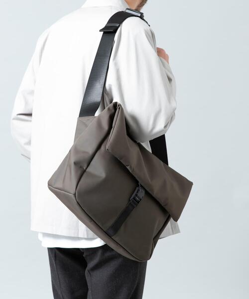 RODE SKO（ロデスコ）の「撥水フィドロックショルダーバッグ（ショルダーバッグ・メンズ・ブラック/カーキ・ONE）」の14枚目の写真