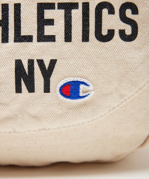 Champion（チャンピオン）の「【Champion/チャンピオン】直営限定コレクション メンズ ニュースペーパーバッグ（ショルダーバッグ・メンズ・ホワイト×レッド/ホワイト×ブルー/ホワイト系その他6・FREE）」の6枚目の写真