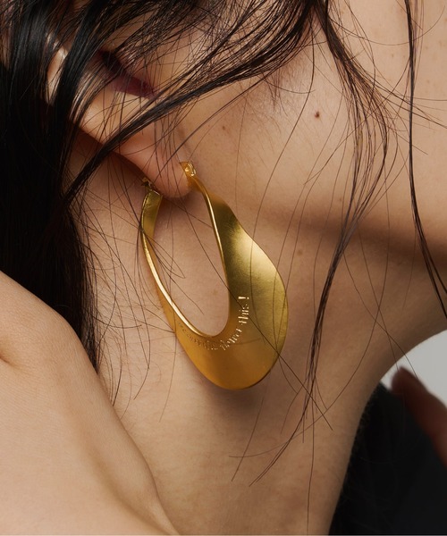 loni(ロニ)の「Letterring Leaf Plate Pierce(ピアス(両耳用)・レディース・ゴールド/シルバー・FREE)」の19枚目の写真