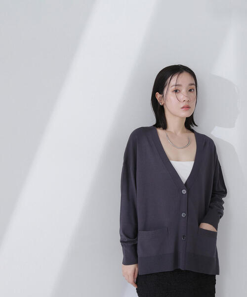 NATURAL BEAUTY BASIC(ナチュラルビューティーベーシック)の「◇ベーシックカーディガン Vネックニット(カーディガン/ボレロ・レディース・ブルー/ベージュ/チャコールグレー・FREE)」の9枚目の写真