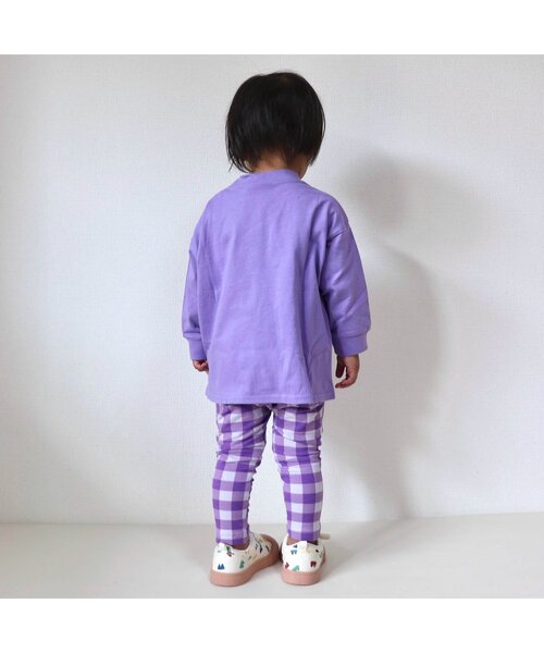 BREEZE（ブリーズ）の「【WEB限定/ジュニア対応】カラバリプリント長袖Tシャツ（Tシャツ/カットソー・キッズ・グリーン/ピンク/ネイビー/パープル/キナリ/オレンジ/チャコール/ミント/アイボリー/サックスブルー/ブラック/イエロー・100/140/90/110/120/130/150）」の18枚目の写真