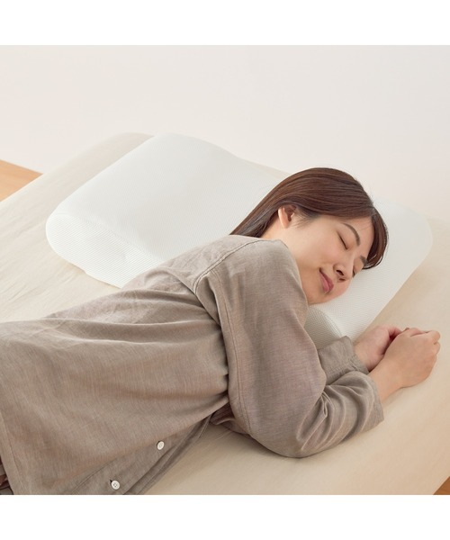 寝返りを受け止めるまくら 35×60 cm 楽天市場】【無印良品 公式】寝返りを受け止めるまくら・35