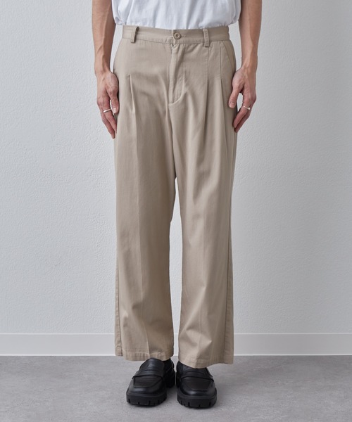 COLONY 2139(コロニートゥーワンスリーナイン)の「綿レーヨン2タックワイドチノパンツ(チノパンツ・メンズ・ブラック/グレイッシュベージュ・MEDIUM/LARGE)」の19枚目の写真