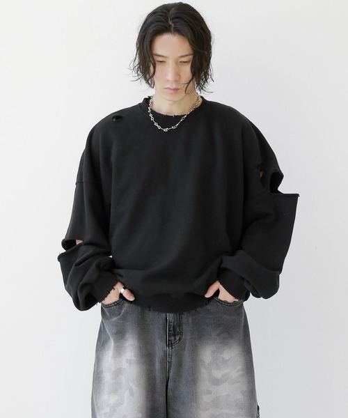 minsobi（ミンソビ）の「ダメージカッティングトレーナー  オーバーサイズ ダメージ加工スウェットPO（スウェット・メンズ・ホワイト/ブラック・FREE）」の2枚目の写真