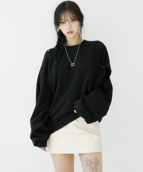 minsobi（ミンソビ）の「ダメージカッティングトレーナー  オーバーサイズ ダメージ加工スウェットPO（スウェット・メンズ・ホワイト/ブラック・FREE）」の5枚目の写真