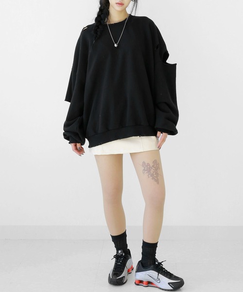 minsobi（ミンソビ）の「ダメージカッティングトレーナー  オーバーサイズ ダメージ加工スウェットPO（スウェット・メンズ・ホワイト/ブラック・FREE）」の9枚目の写真
