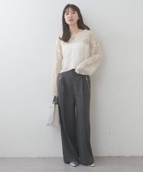 natural couture(ナチュラルクチュール)の「【WEB限定】シアーリーフ柄ニットプルオーバー(ニット/セーター・レディース・グレー/オフホワイト/ミント/ピンク・FREE)」の8枚目の写真