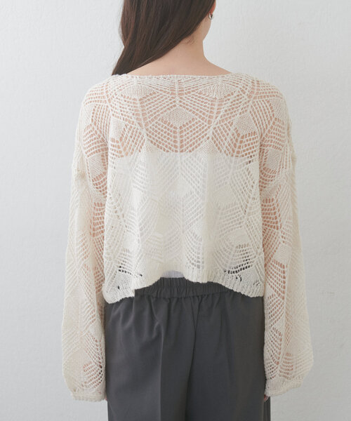 natural couture(ナチュラルクチュール)の「【WEB限定】シアーリーフ柄ニットプルオーバー(ニット/セーター・レディース・グレー/オフホワイト/ミント/ピンク・FREE)」の11枚目の写真