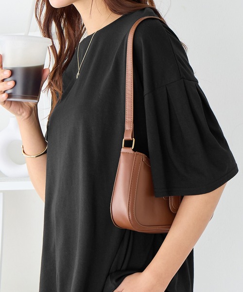 Viola e Viola(ヴィオラエヴィオラ)の「袖タックチュニックTシャツ(チュニック・レディース・ブラック/ネイビー/テラコッタ/グリーン・M/L/LL/3L)」の9枚目の写真