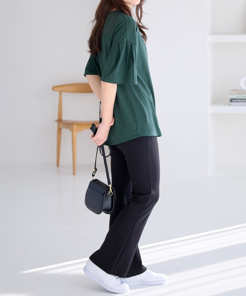 Viola e Viola(ヴィオラエヴィオラ)の「袖タックチュニックTシャツ(チュニック・レディース・ブラック/ネイビー/テラコッタ/グリーン・M/L/LL/3L)」の17枚目の写真