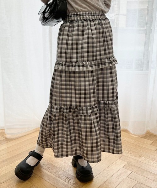 mebole(メボレ)の「ティアードチェックロングスカート(スカート・レディース・ピンク/ブラック・FREE)」の1枚目の写真