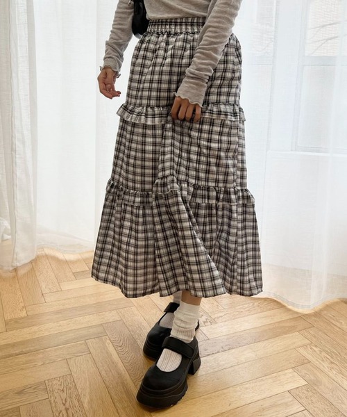 mebole(メボレ)の「ティアードチェックロングスカート(スカート・レディース・ピンク/ブラック・FREE)」の5枚目の写真