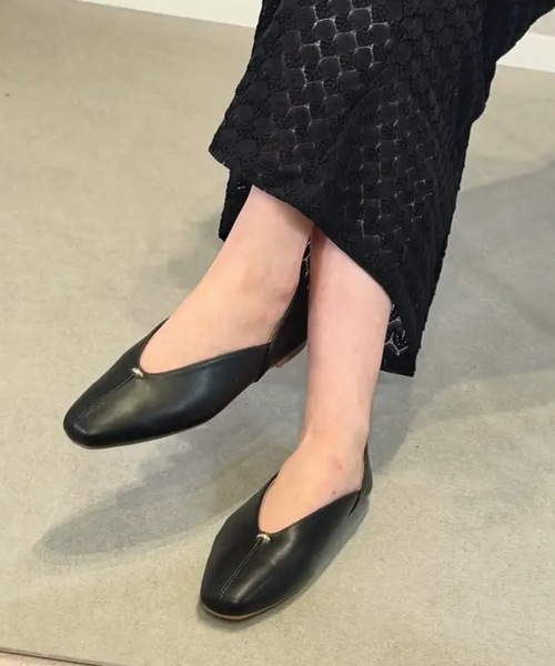 aquagarage（アクアガレージ）の「スクエアトゥローヒールパンプス（パンプス・レディース・シルバー/ブラック/ホワイト/ブラウン系その他2/レオパード・24.0cm/23.5cm/23.0cm/24.5cm/22.5cm/25.0cm）」の14枚目の写真