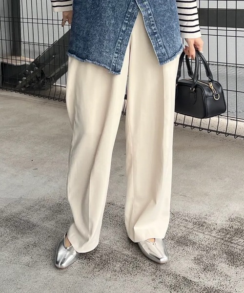 aquagarage（アクアガレージ）の「スクエアトゥローヒールパンプス（パンプス・レディース・シルバー/ブラック/ホワイト/ブラウン系その他2/レオパード・24.0cm/23.5cm/23.0cm/24.5cm/22.5cm/25.0cm）」の11枚目の写真