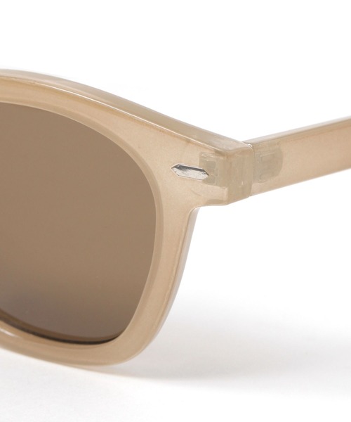 LEPSIM(レプシィム)の「カラーファッショングラス 327024(サングラス・レディース・ライトグリーン/ベージュ/グレー・ONE SIZE)」の22枚目の写真