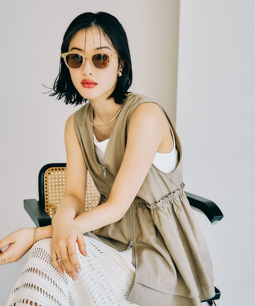 LEPSIM(レプシィム)の「カラーファッショングラス 327024(サングラス・レディース・ライトグリーン/ベージュ/グレー・ONE SIZE)」の8枚目の写真