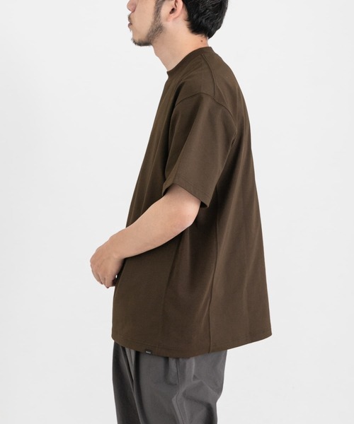 EKAL（エカル）の「『吸水速乾/UVカット』DRY OUT SHORT-SLEEVE T-SHIRTS（Tシャツ/カットソー・メンズ・ホワイト/ブラウン系その他/ネイビー/ブラウン/パープル系その他・MEDIUM/LARGE）」の16枚目の写真