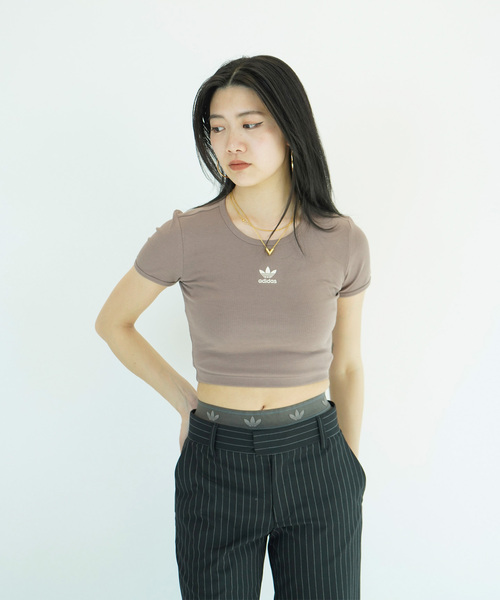 JOINT WORKS(ジョイントワークス)の「adidas/アディダス/ESS RIB TEE(Tシャツ/カットソー・レディース・ブラウン/ホワイト/ブラック・SMALL/X-SMALL)」の1枚目の写真
