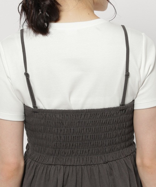 niko and...(ニコアンド)の「シャーリングリメイク風チュニック(チュニック・レディース・カーキ/ナチュラル/チャコール・FREE)」の9枚目の写真