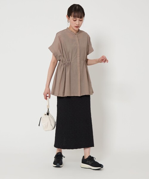 green label relaxing（グリーンレーベルリラクシング）の「ウエストギャザー ハオリ シャツ（シャツ/ブラウス・レディース・コバルトブルー/モカ/ブラック/ホワイト・FREE）」の7枚目の写真