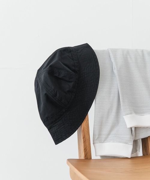 URBAN RESEARCH DOORS(アーバンリサーチドアーズ)の「デルフィナイロンハット(ハット・メンズ・ブラック/ブラック系その他/ネイビー・-)」の1枚目の写真