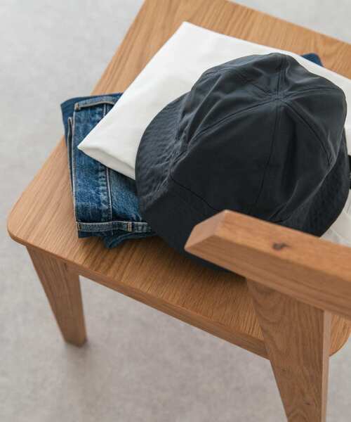 URBAN RESEARCH DOORS(アーバンリサーチドアーズ)の「デルフィナイロンハット(ハット・メンズ・ブラック/ブラック系その他/ネイビー・-)」の5枚目の写真